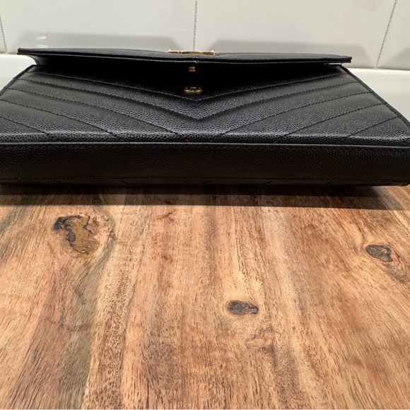 Yves Saint Laurent YSL Black Chevron Clutch with Gold Chain - Picture 7 of 11